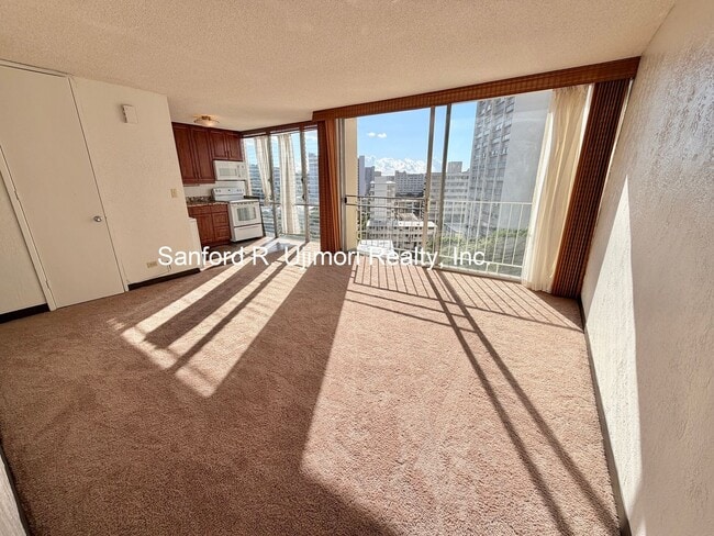 1702 Kewalo St in Honolulu, HI - Building Photo - Building Photo