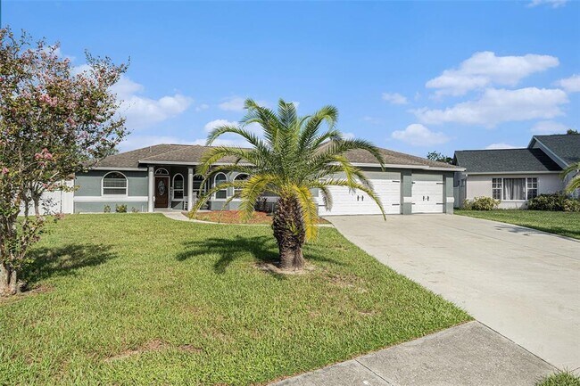 1643 Lynsfield Ct in Lutz, FL - Foto de edificio - Building Photo