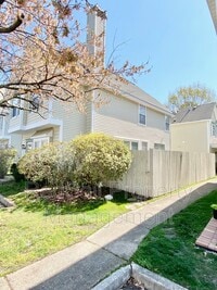 129 Watson Dr photo'