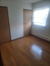 200 S Columbus St-Unit -3 in Pleasantville, IA - Building Photo - Building Photo