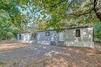 14572 Hasara Ln in Willis, TX - Foto de edificio - Building Photo