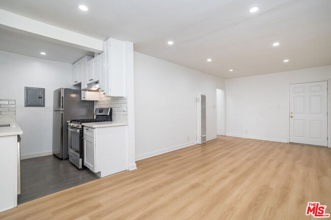 property at 1507 Beloit Ave