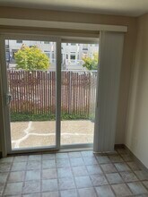 434 S Idaho St, Unit Idaho Street in Portland, OR - Foto de edificio - Building Photo