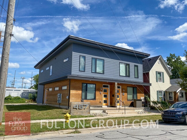 457 4th St NW, Unit 1