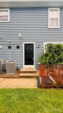 215 Bower St in Linden, NJ - Building Photo - Building Photo