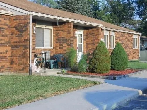 property at 1037 S Main St