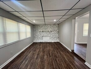 2613 Rippee Rd in Tallahassee, FL - Building Photo - Building Photo