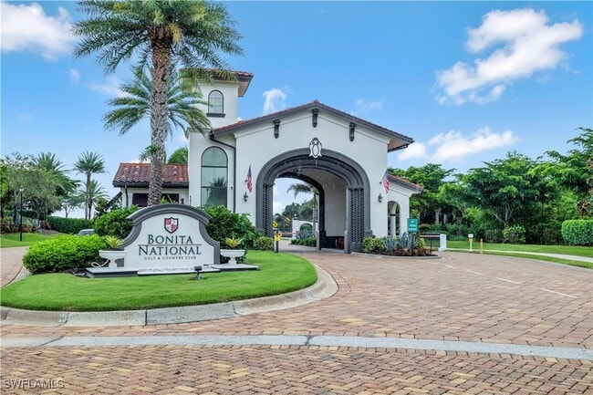 17251 Cherrywood Ct in Bonita Springs, FL - Building Photo - Building Photo