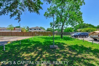 1526 East Ave in Katy, TX - Building Photo - Building Photo