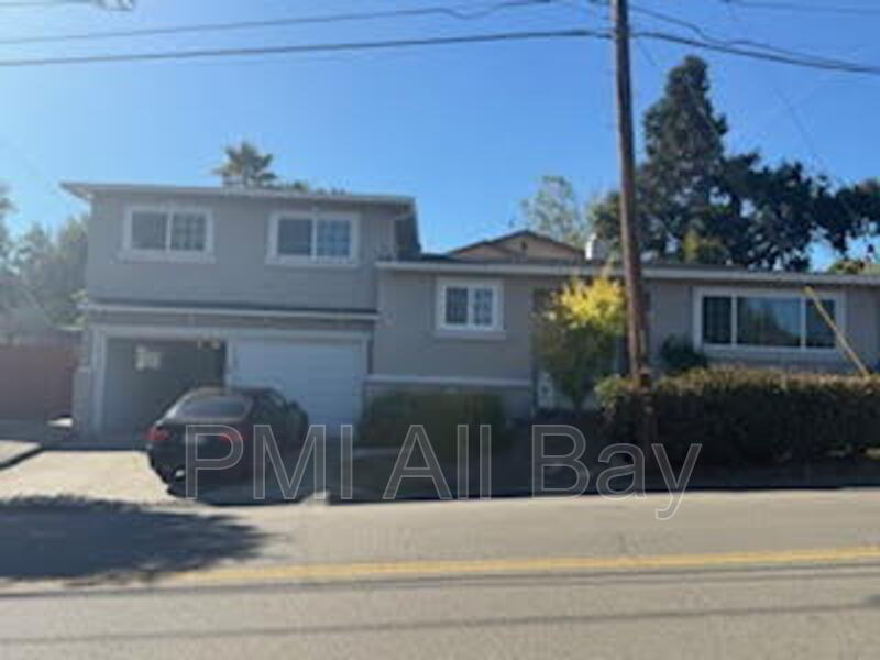 18765 Parsons Ave in Castro Valley, CA - Building Photo