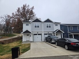 508 Center St in Washington, IN - Building Photo