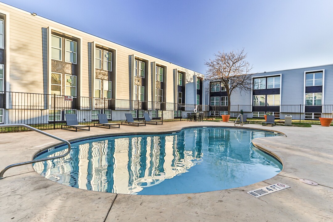 The Pointe Apartments in Lubbock, TX - Building Photo