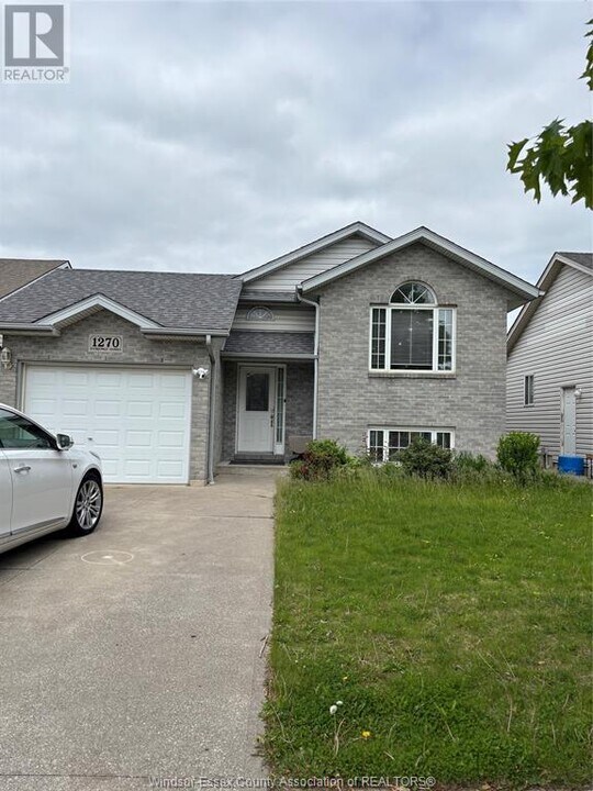 1270 Kamloops St in Windsor, ON - Building Photo