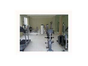 3232 Coral Way, Unit 730 in Coral Gables, FL - Foto de edificio - Building Photo