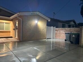 4618 W Roy Cir in Santa Ana, CA - Foto de edificio - Building Photo