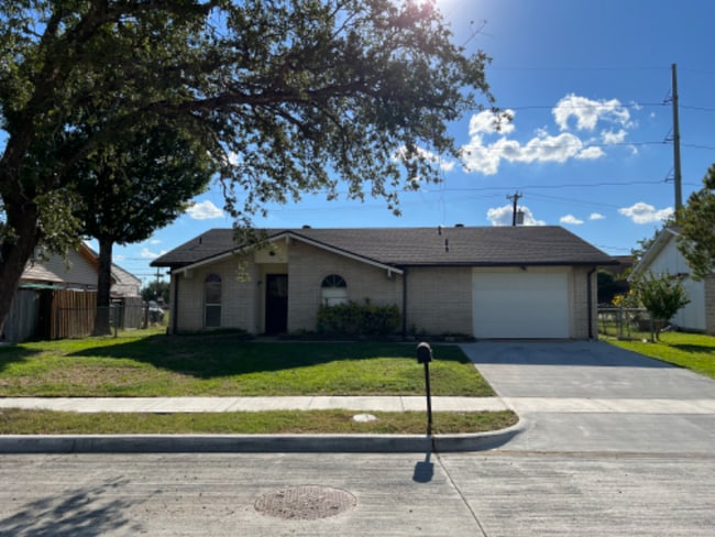 property at 409 S Holiday Dr