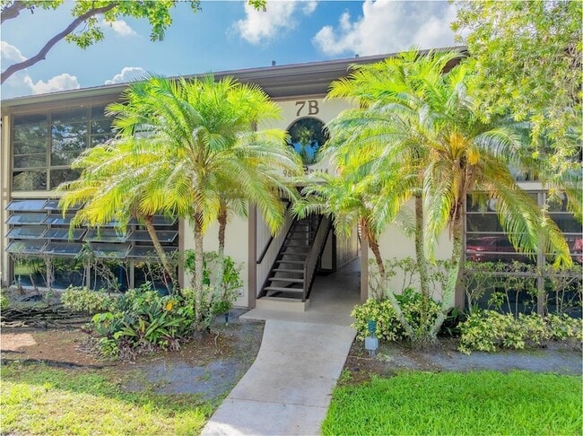 property at 9614 W McNab Rd