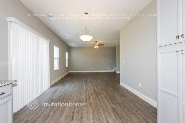 5305 Roberta Crossing Dr in Concord, NC - Building Photo - Building Photo