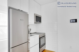 146 Mulberry St in New York, NY - Building Photo - Building Photo
