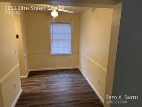 2053 38th St SE-Unit -#A in Washington, DC - Foto de edificio - Building Photo