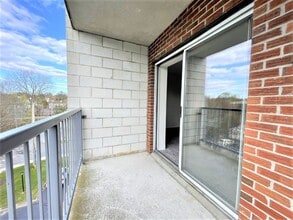 580 Salem St in Wakefield, MA - Building Photo - Building Photo