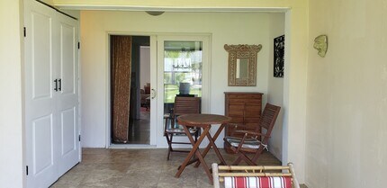 4916 Hawaii Blvd in Naples, FL - Foto de edificio - Building Photo