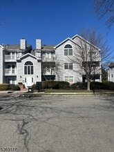 42 Genoble Rd in Montville, NJ - Building Photo - Building Photo