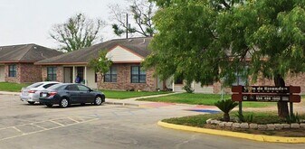 212 Frank Doyno St in Rio Grande City, TX - Building Photo