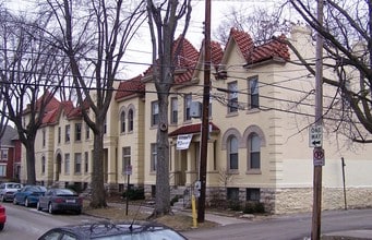 1514-1524 Highland St in Columbus, OH - Foto de edificio - Building Photo