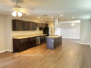 4322 E Villa Maria Dr in Phoenix, AZ - Foto de edificio - Building Photo