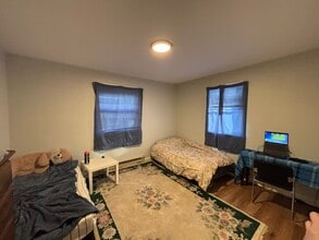 161 Douglas Ave in Fredericton, NB - Building Photo - Building Photo