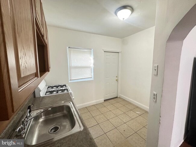 3130 N Bambrey St in Philadelphia, PA - Building Photo - Building Photo