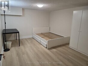 273 Silver Springs Blvd in Toronto, ON - Building Photo - Building Photo