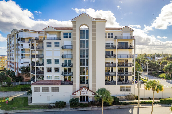 Barclay Square in Cocoa, FL - Building Photo - Building Photo