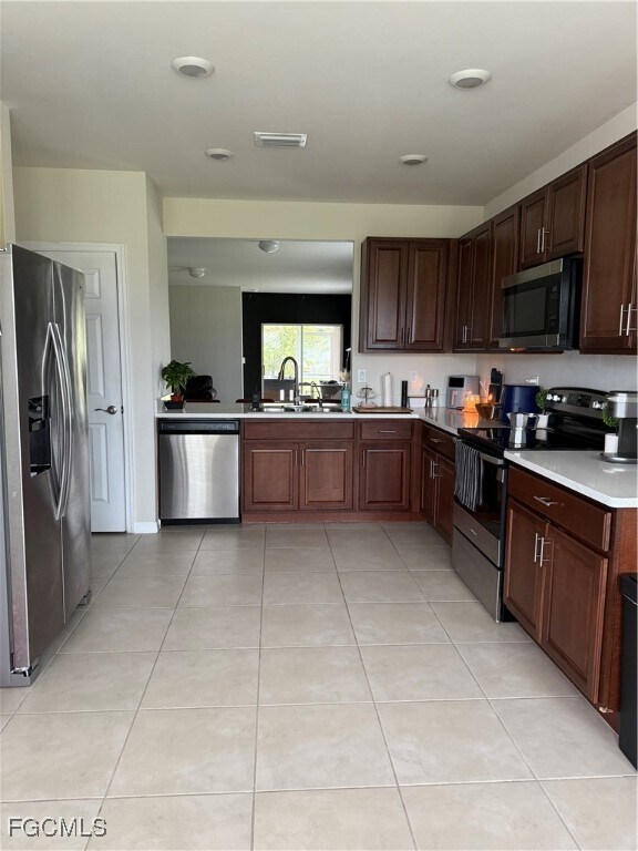 1617 NW 18th St in Cape Coral, FL - Building Photo - Building Photo