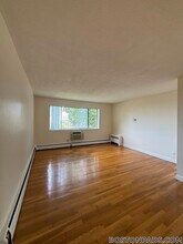 90 Gardner St, Unit 34 in Boston, MA - Building Photo - Building Photo