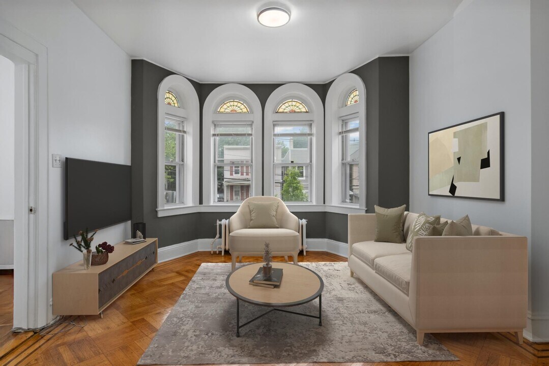 114 Carlton Ave in Jersey City, NJ - Building Photo