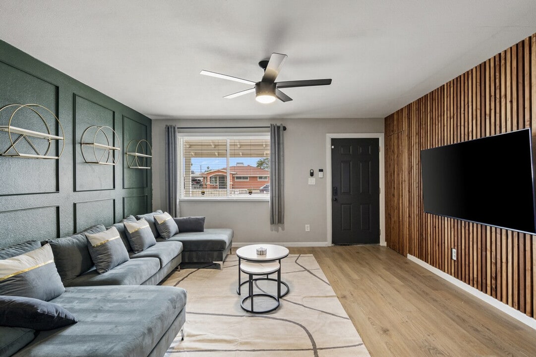 4127 W Wilshire Dr in Phoenix, AZ - Building Photo