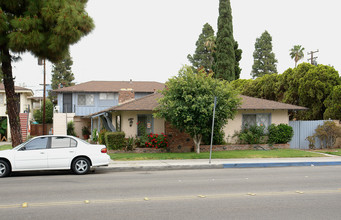 12122 Haster St in Garden Grove, CA - Building Photo - Building Photo