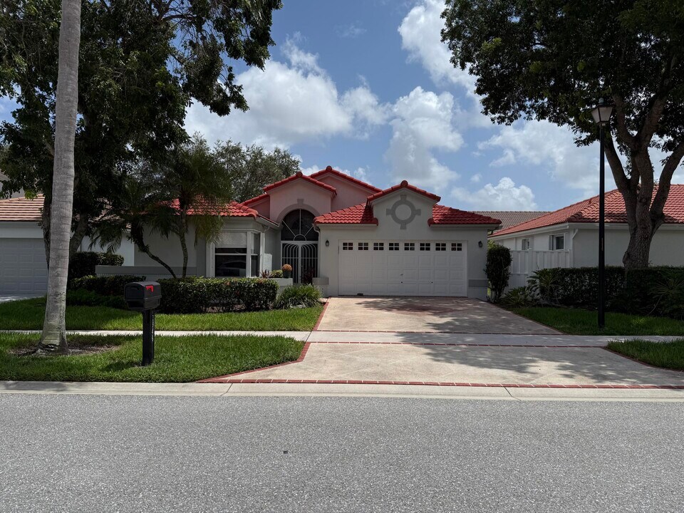 7946 Sailing Shores Terrace in Boynton Beach, FL - Building Photo
