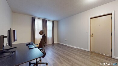 49 Willard St, Unit 49 in Hartford, CT - Foto de edificio - Building Photo