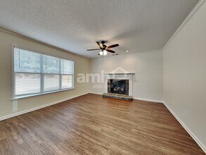 145 Summit Point Dr in Fayetteville, GA - Building Photo - Building Photo