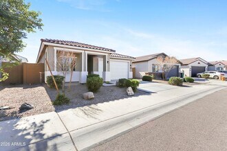 35463 W Santa Barbara Ave in Maricopa, AZ - Foto de edificio - Building Photo