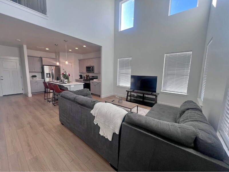 3695 Big Horn Dr in Lehi, UT - Building Photo