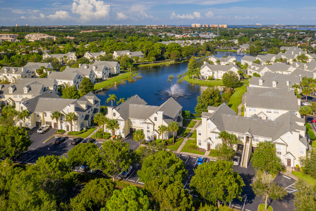 Bay Harbor in Ft. Myers, FL - Building Photo - Building Photo