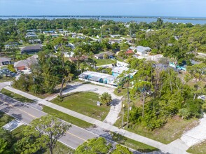 600 Old Englewood Rd in Englewood, FL - Building Photo - Building Photo