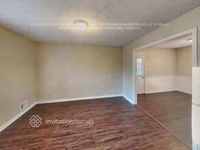 1330 Timbercrest Ct, Unit 606 in Lawrenceville, GA - Foto de edificio - Building Photo
