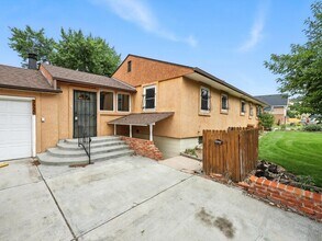 3920 Jasmine St in Colorado Springs, CO - Building Photo - Building Photo