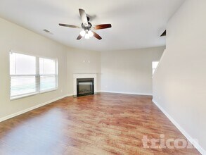 143 Humphry Ct in Winder, GA - Foto de edificio - Building Photo