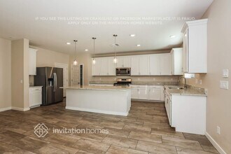 2351 W Jessica Ln in Phoenix, AZ - Foto de edificio - Building Photo